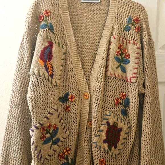 Jantzen Sweaters - Jantzen crochet by hand Boho art to wear tan Pocket knit cardigan Sweater  M